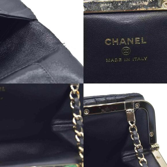 $3850 Chanel Quilted Frame Clutch With Chain - Picture 6 of 15